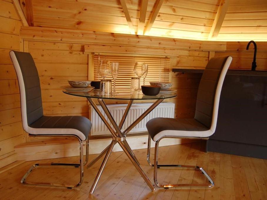 Romantic Rural Retreats Crewkerne Bagian luar foto