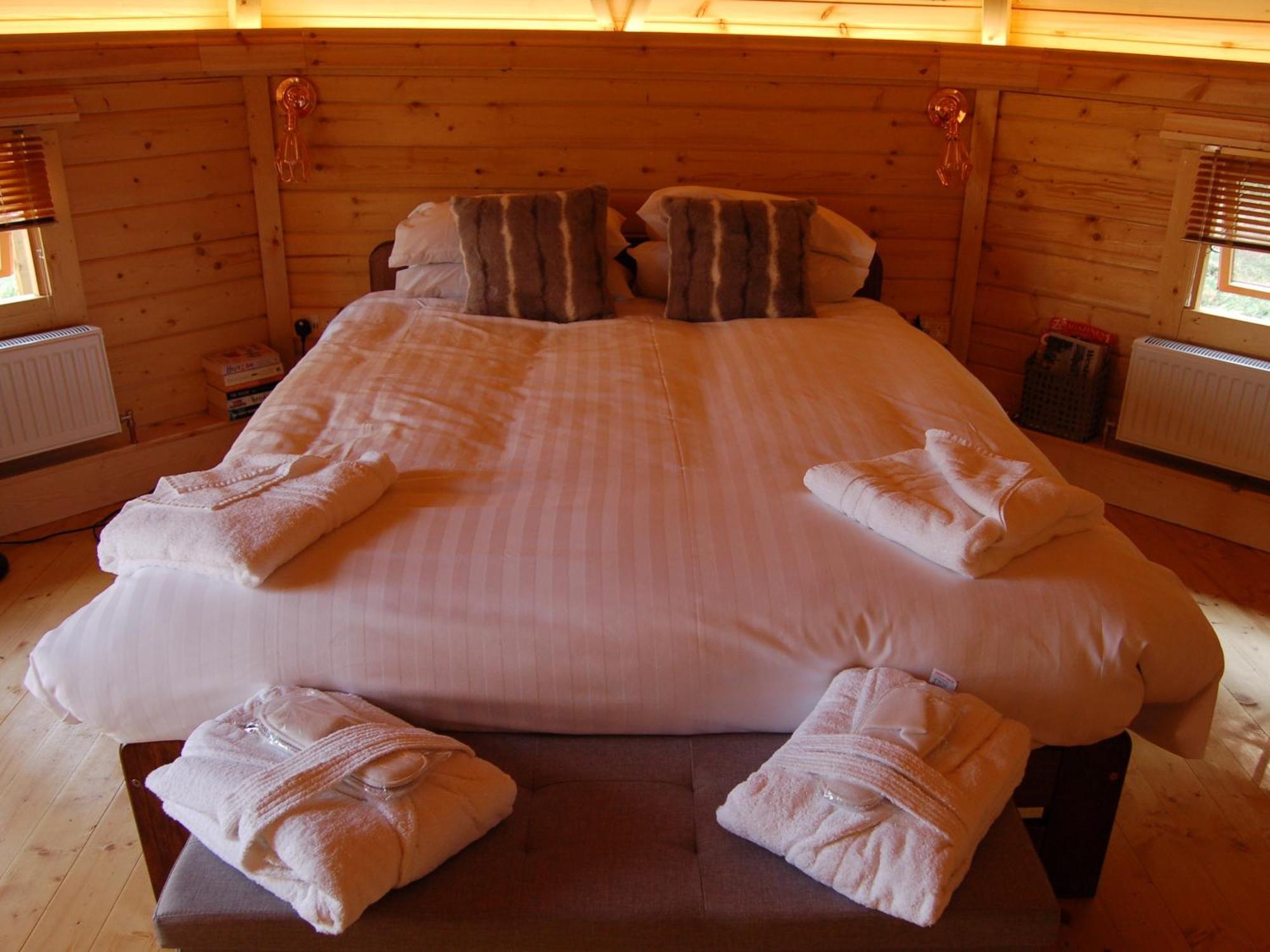 Romantic Rural Retreats Crewkerne Ruang foto